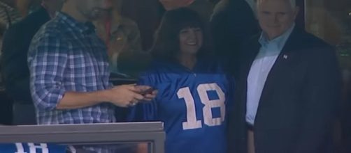 VP Pence leaves NFL game after players protest during National Anthem: [CBS Miami]/[Youtube]