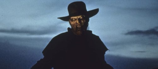 WHAT IS THE CREEPER IN JEEPERS CREEPERS MOVIE? THEORY EXPLAINED - Photo credit - AcidGlow via Youtube