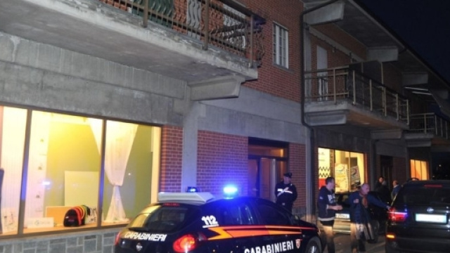 Marocchino uccide la moglie con il coltello.