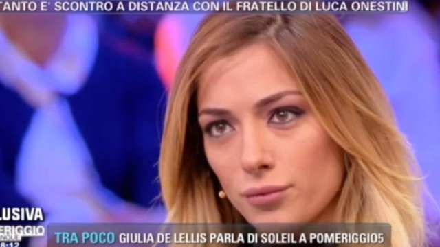 Soleil Sorge in lacrime a 'Pomeriggio 5'
