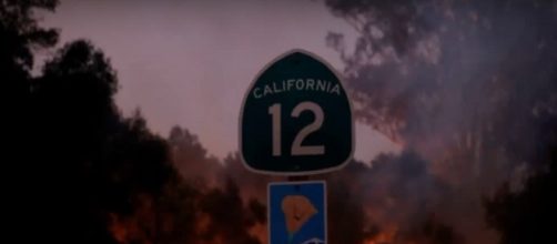 California fires: 23 killed, hundreds missing as blazes rage. [Image Credit: International News/Youtube]