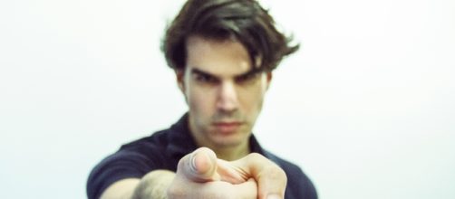 Facebook sabe d&oacute;nde est&aacute;s con qui&eacute;n y a qui&eacute;n conoces