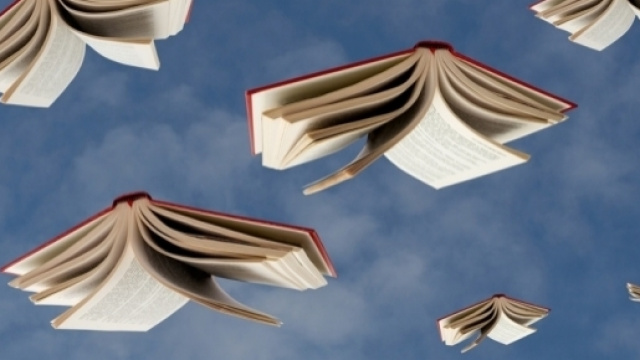 Gli ultimi dati su vendite di libri, lettori e autori in Italia