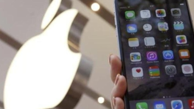 iPhone 8: ecco la novit&agrave; della Apple per i suoi device