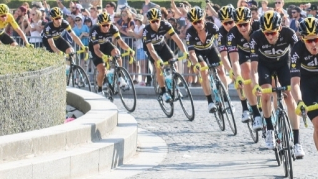 La Sky in parata al Tour de France