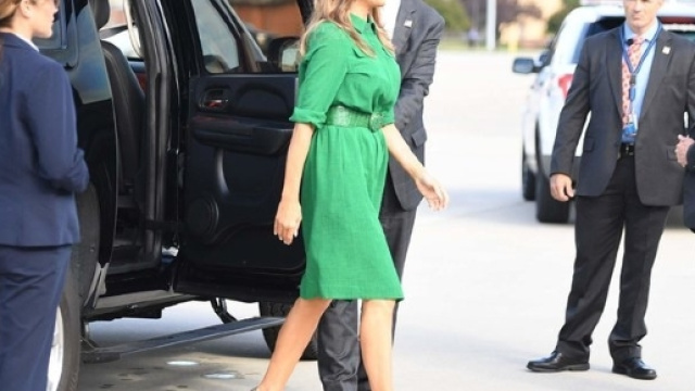 Melania Trump vestita con Cefinn