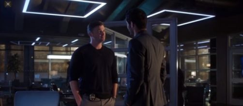 Marcus talks about the Sinnerman with Lucifer in season 3 episode 2 of "Lucifer." (Image Credit: LuciChloe/Youtube)