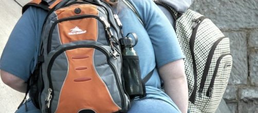 Obese teen in Edinburgh, Scotland. [image via Wikimedia Commons, Nevit Dilmen]