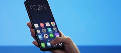 Qualcomm&rsquo;s Snapdragon 845 processor will be powering Samsung Galaxy S9. [Image Credit: TechTalkTV/YouTube]