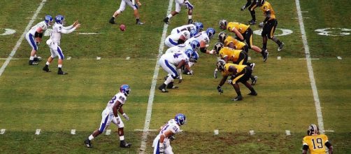 Teams need someone to blame. [Image via Dave Reber/Wikimedia Commons]