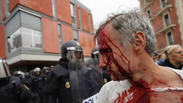 Catalogna: uno dei manifestanti