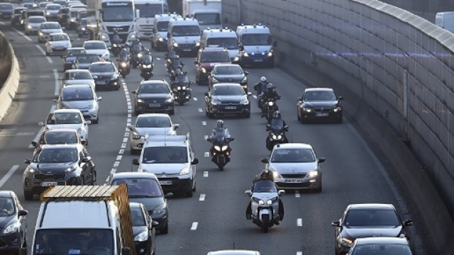 Exit les v&eacute;hicules essence et diesel d'ici 2030: fantasme ou ... - sputniknews.com