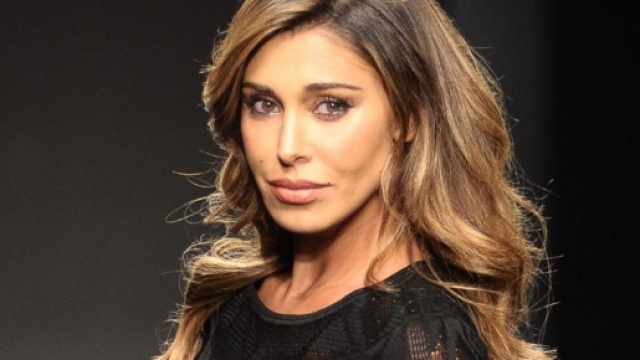 Gaffe Belen Rodriguez Chi ha incastrato Peter Pan