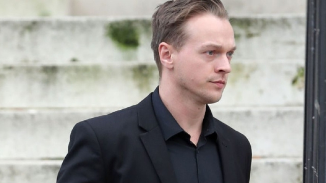 Galles. Uccide di botte la figlia dopo averla adottata &Egrave; un ... - fanpage.it