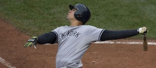 Gary Sanchez at bat. [Image Credit: Keith Allison/Wikimedia Commons]
