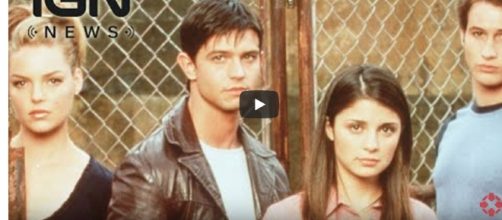 The "Roswell" reboot series in works at The CW. YouTube/IGN