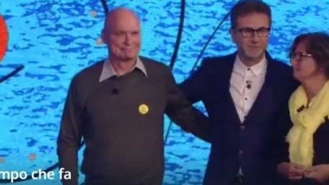 Fabio Fazio introduce nello studio i genitori di Giulio Regeni