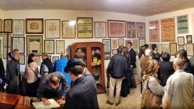 Grande affluenza per l'inaugurazione della Wunderkammer Bonelli