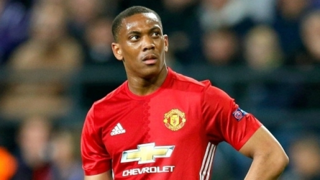 Martial sacrifi&eacute; par Manchester? - Football - Sports.fr - sports.fr