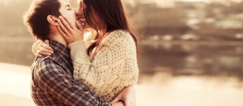 Descubra a nota para o beijo de cada signo