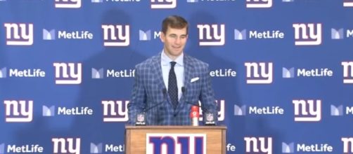Eli Manning is linked to Jaguars &ndash; image &ndash; Giants channel/Youtube