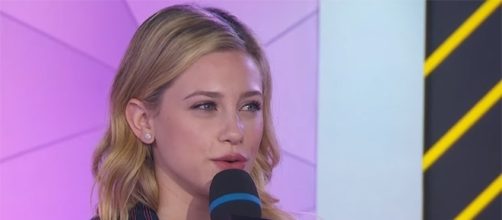 Lili Reinhart returns as Betty Cooper in "Riverdale" season 2. (Image Credit: TRL/YouTube)