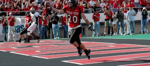 Tech did Kliff wrong. Image via Jeff Tinnell/Wikimedia Commons