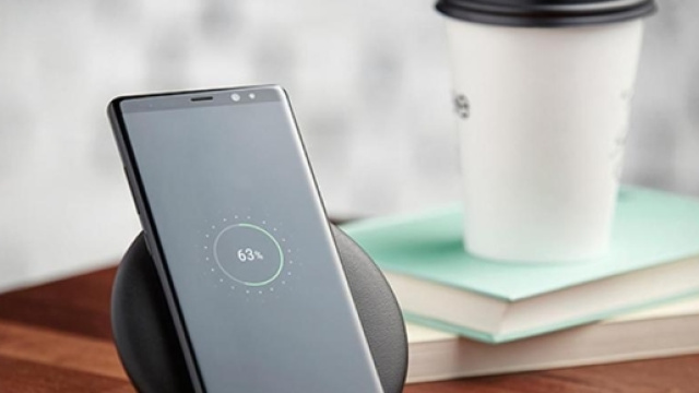 Ecco com'&egrave; e quanto costa il Galaxy Note 8, il nuovo smartphone ... - lastampa.it