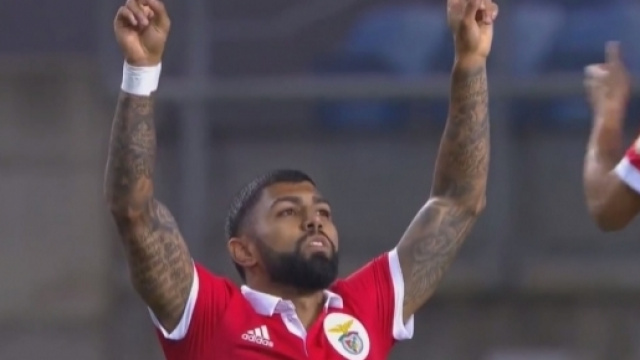 Gabigol a segno nella coppa nazionale con il Benfica