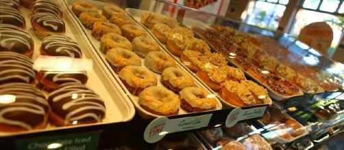 A man who was arrested after Krispy Kreme doughnut glaze was mistaken for meth receives a $37K payoff [Image: GoToVan/Wikimedia/CC BY-SA 2.0]