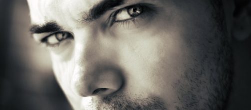 Confira os signos com um jeito inocente e olhar sedutor