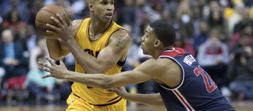 Richard Jefferson against Otto Porter (Image Credit: Keith Allison/Flickr)