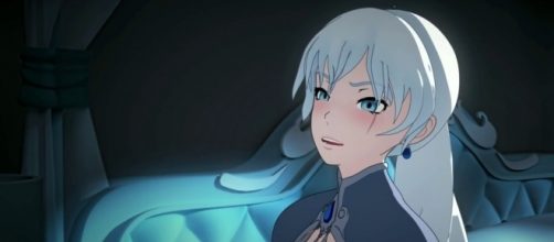 Weiss Schnee joins the 'BlazBlue Cross Tag Battle' roster. (image source: miraculousxfairytail/YouTube)