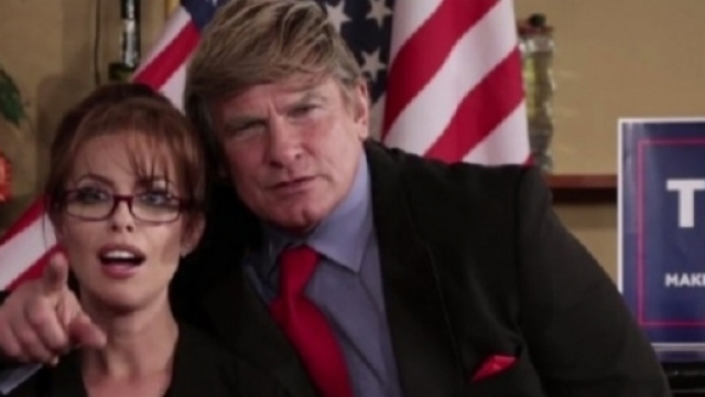 Britney Amber ed Evan Stone in una clip di 'The Donald', parodia a luci rosse su Trump prodotta da Larry Flynt