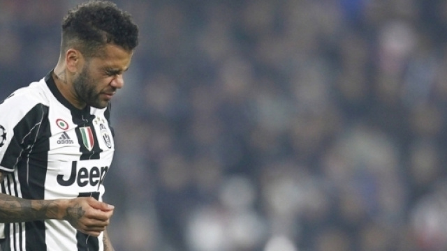 Dani Alves, 34 anni, una sola stagione alla Juventus