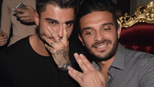 Julien et Thibault (Les Marseillais) se seraient enfin r&eacute;concili&eacute;s. Voici la preuve !