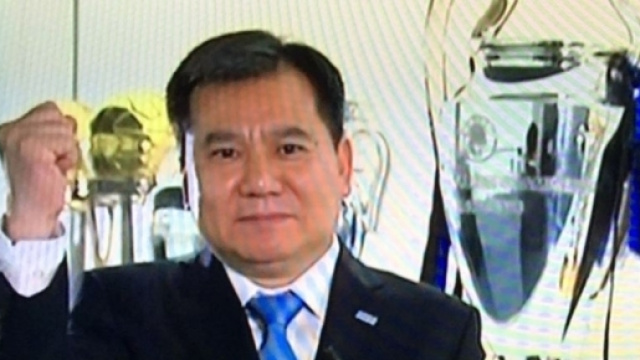 LO SMOKING DEL MAIALE | Libero fischio in libero stato - wordpress.com