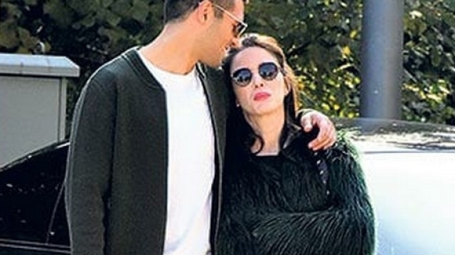 Serkan Cayoglu e Ozge Gurel si amano alla follia