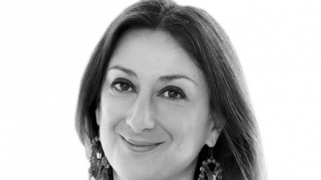 Daphne Caruana Galizia &egrave; stata uccisa a Malta con un'autobomba