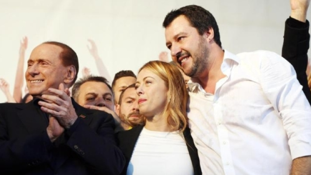 Le alleanze della destra italiana per vinvlcere le elezioni.