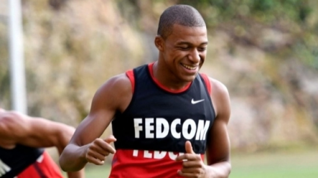 Le Real Madrid et le FC Barcelone &eacute;taient sur les rangs pour Kylian Mbapp&eacute; - thesun.co.uk