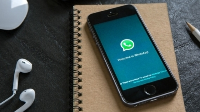 WhatsApp, la vulnerabilit&agrave; che mette in allarme gli utenti