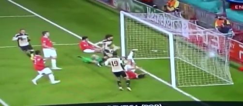 Benfica to battle for three points against Manchester United. [Image via: MrthorschmittS/YouTube]