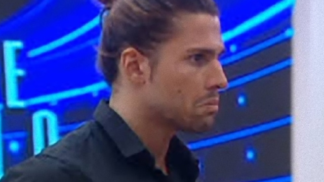 Grande Fratello Vip, Onestini rischia la squalifica?