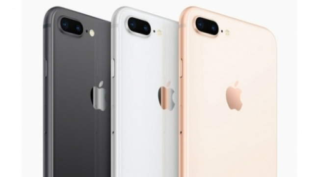 iPhone 8 vs iPhone 7: ecco chi vende di pi&ugrave;