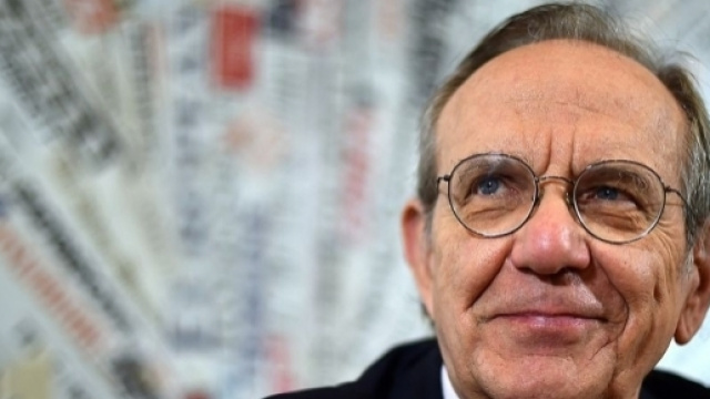 L'economia italiana migliora: su cosa si basa Padoan - Panorama - panorama.it