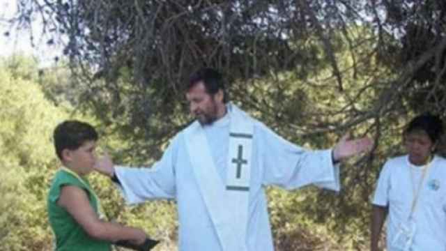 Sacerdote italiano rapito da banditi in Nigeria &egrave; stato salvato