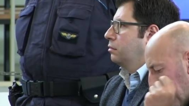 Valentino Talluto nell'aula bunker di Rebibbia a Roma: &egrave; accusato di aver contagiato 30 donne con il virus dell'Hiv. Foto: Facebook.
