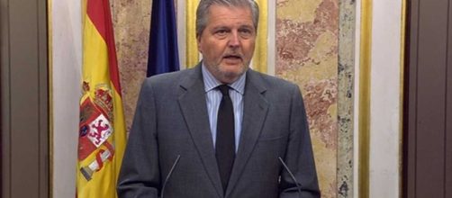 Puigdemont amenaza a Rajoy con votar la declaraci&oacute;n de ... - rtve.es