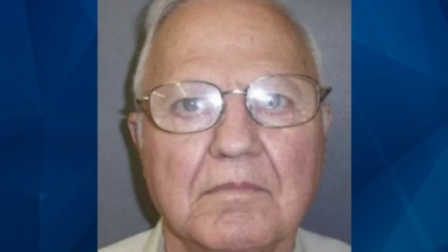 Garry Evans, prete americano 72enne arrestato per pedofilia: nella sua chiesa molestate bambine anche di 3 anni. Foto: Crime Online.